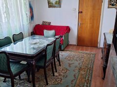 Titan, Policlinica, apartament 3 camere, etaj 2/4, centrala proprie